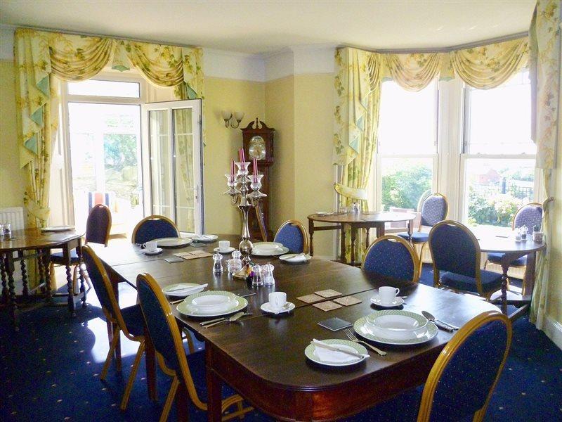 Church House Couette-café Weston-super-Mare