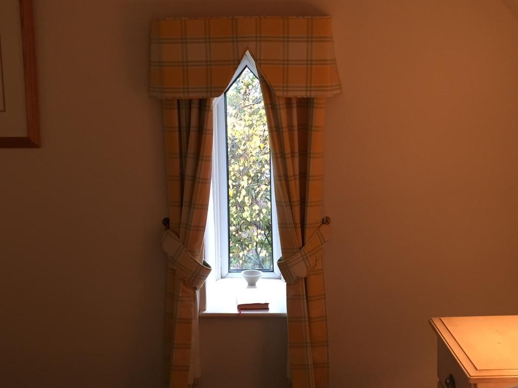 Church House Couette-café 5*